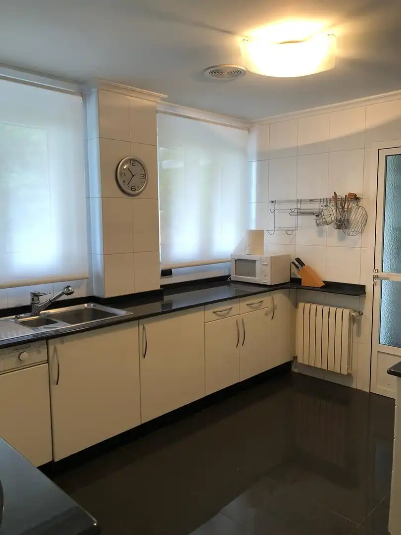 Cocina de Piso en venta en Lugo con Terraza, Trastero y Amueblado
