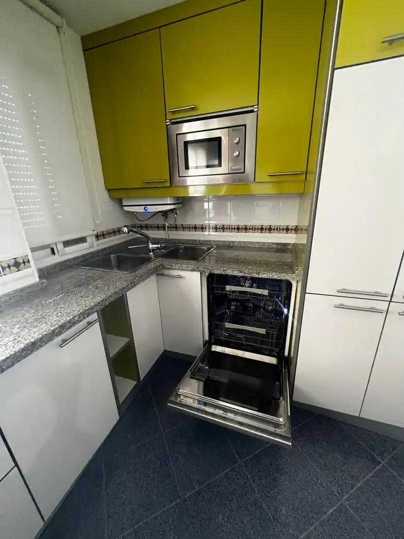 Kitchen of Flat for rent in Córdoba  with Air Conditioner, Heating and Parquet flooring
