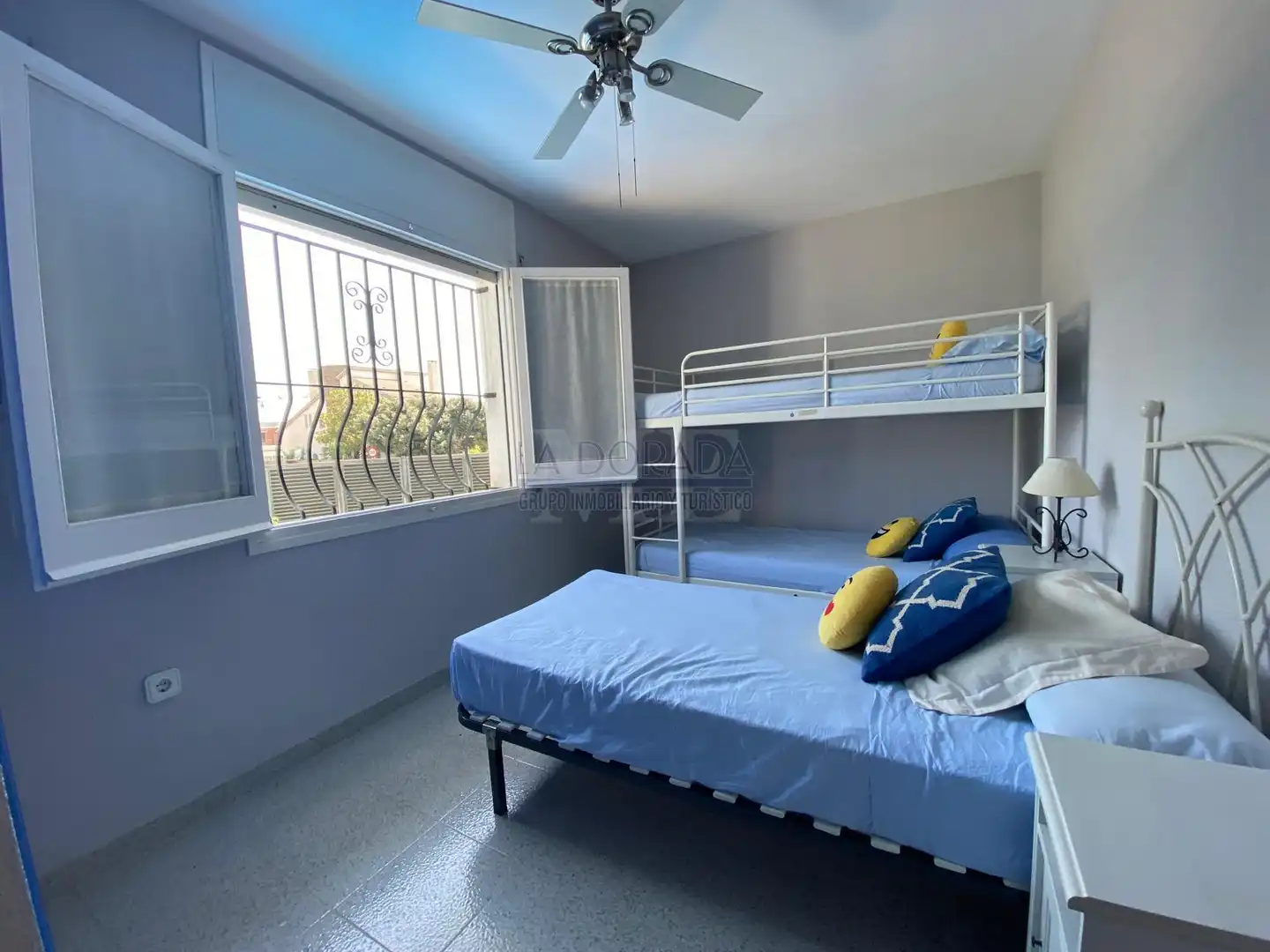 Schlafzimmer von Haus oder Chalet zum Verkauf in Cambrils mit Privatgarten, Terrasse und Abstellraum