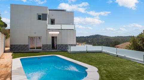 Foto 3 de Casa adosada en venda a Aiguaviva Parc, Girona