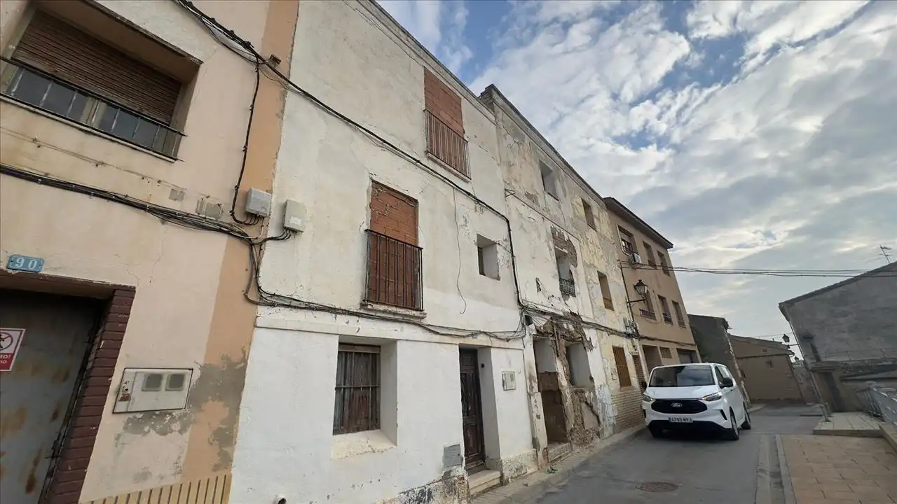 Exterior view of Houses for sale in Gallur