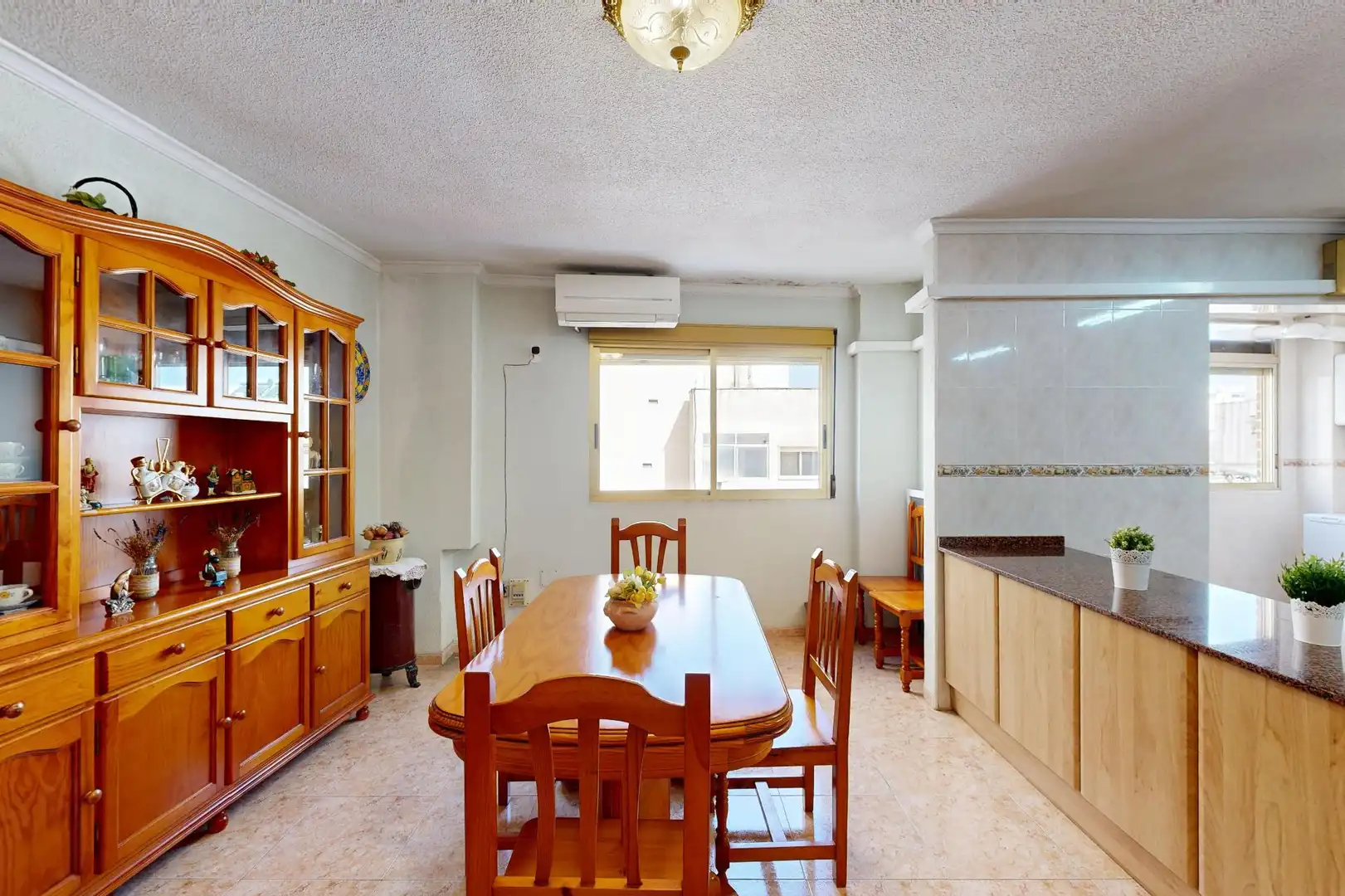 Comedor de Piso en venta en Cartagena con Aire acondicionado, Calefacción y Parquet