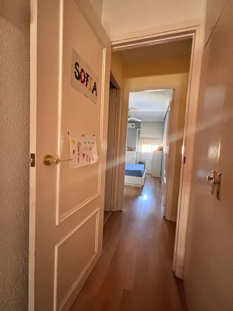 Flat for sale in Sevilla  with Air Conditioner and Community pool