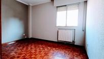 Bedroom of Flat to rent in  Madrid Capital  with Air Conditioner, Heating and Parquet flooring
