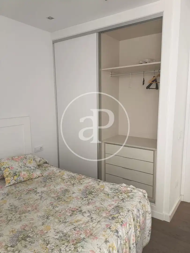 Habitación de Piso de alquiler en Valencia con Aire acondicionado, Terraza y Trastero