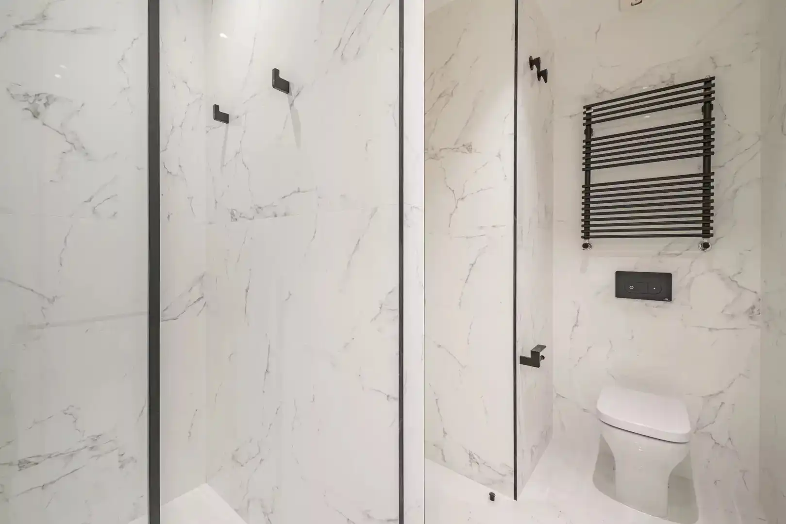 Badezimmer von Wohnung zum Verkauf in Madrid mit Klimaanlage, Heizung und Abstellraum