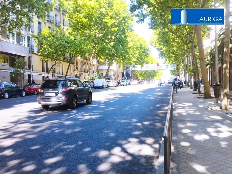 Außenansicht von Garage zur Miete in Madrid