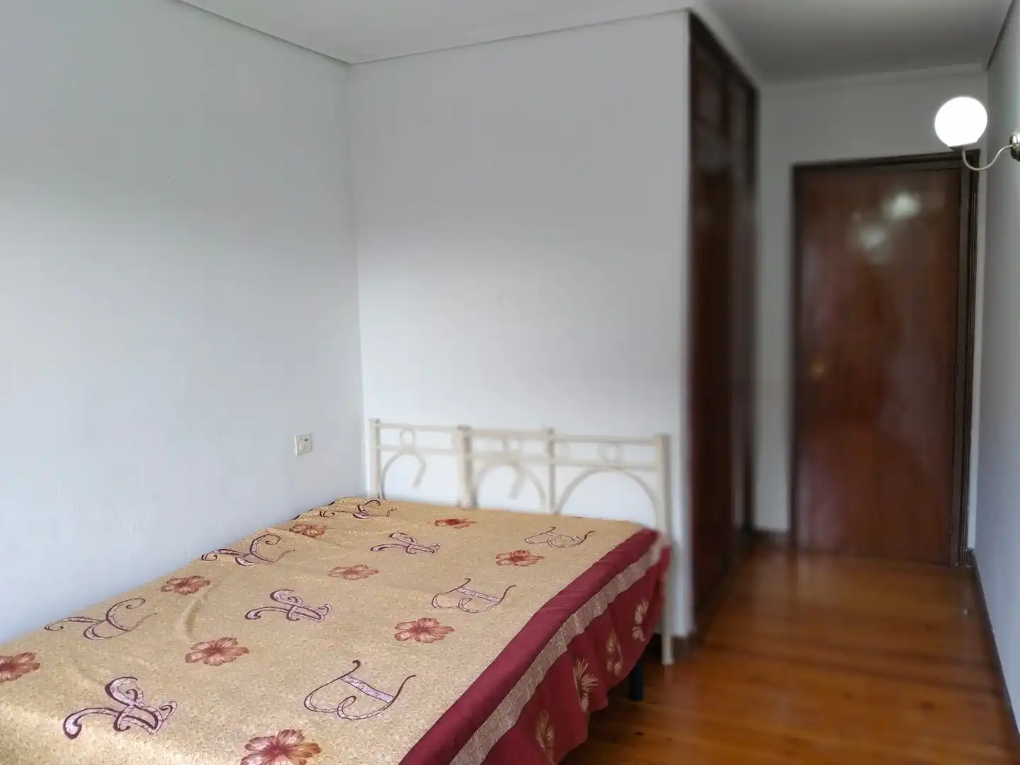 Bedroom of Flat for sale in Bilbao   with Heating and Balcony