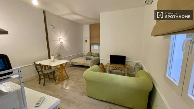 Piso en Alquiler en Embajadores - Lavapiés