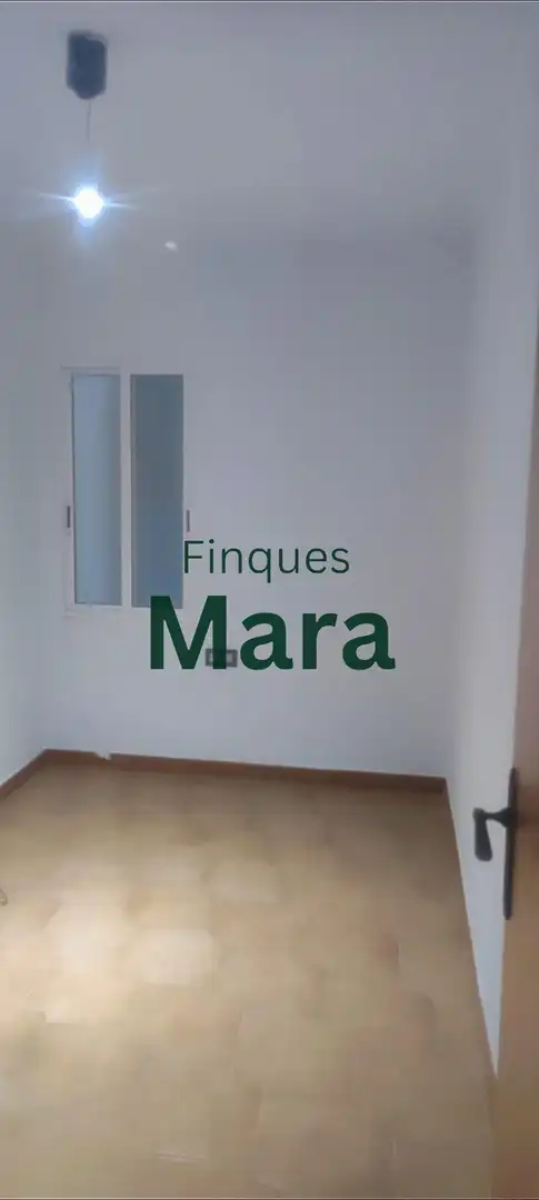 Pis en venda en Sant Boi de Llobregat amb Balcó