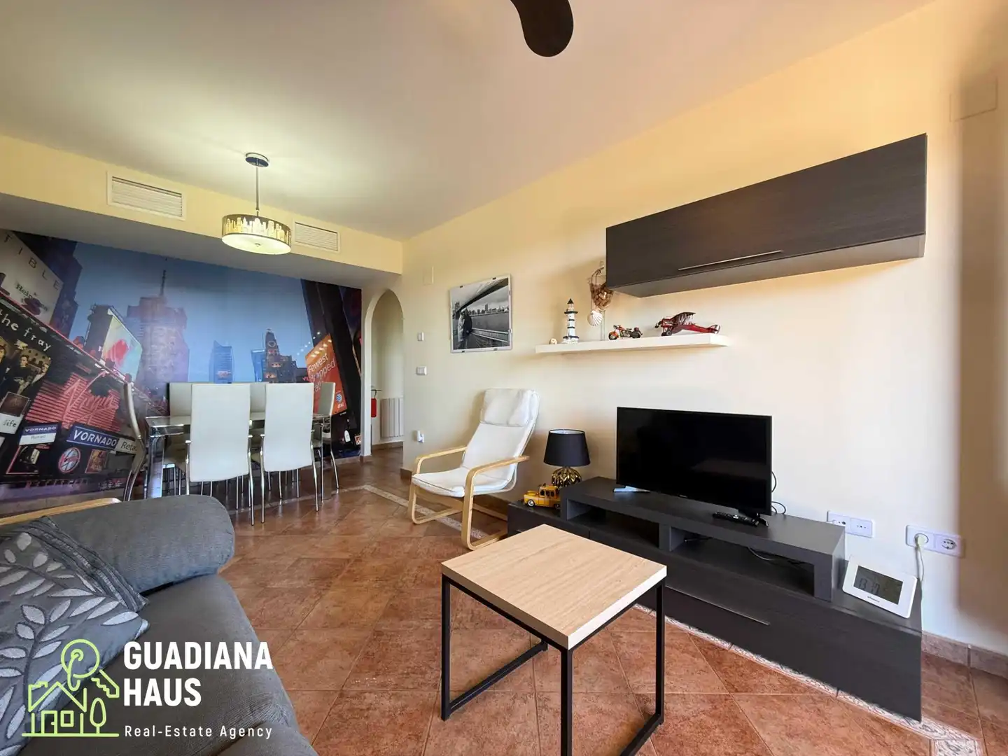 Sala d'estar de Apartament en venda en Ayamonte amb Jardí privat, Terrassa i Piscina comunitària