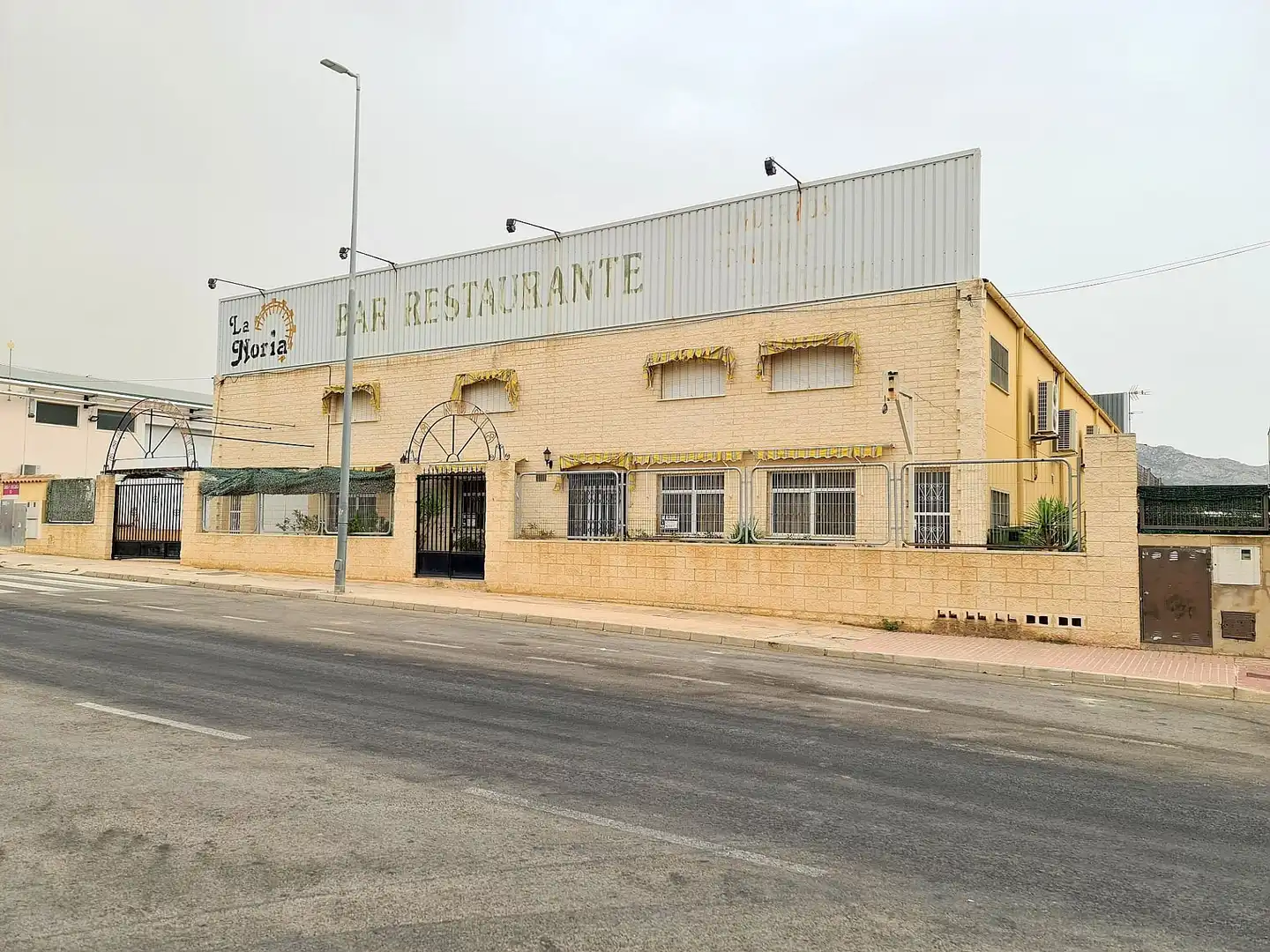 Locale commerciale in vendita a Salinas, imagen 3