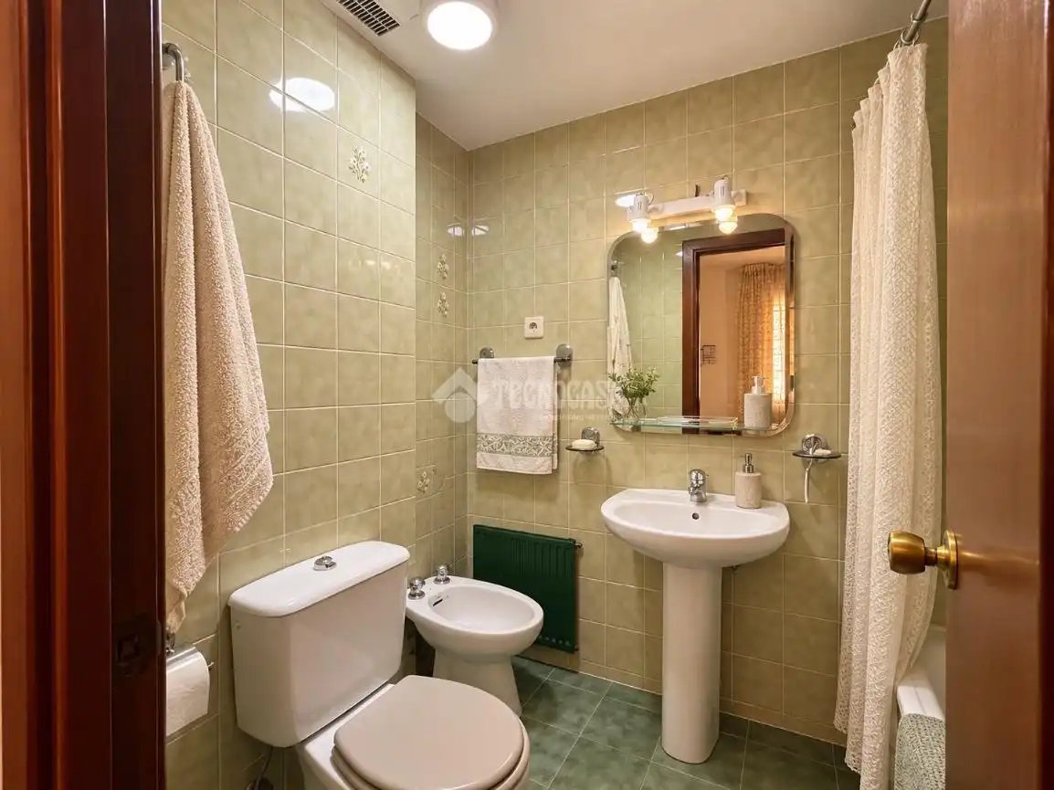 Casa pareada con jardín en venta en Casco Antiguo, imagen 18