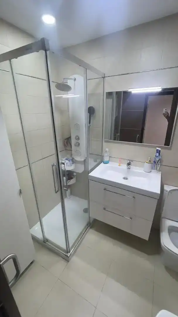 Bany de Pis en venda en Cádiz amb Forn, Microones i Balcó