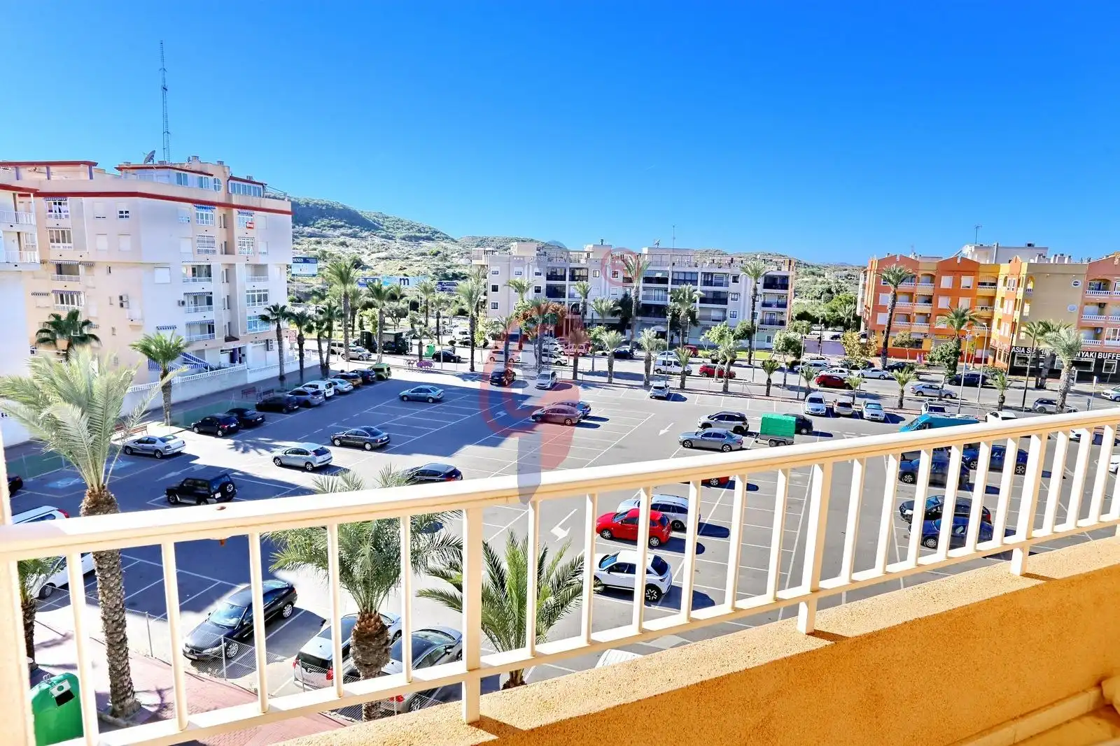 Vista exterior de Estudi en venda en Guardamar del Segura amb Aire condicionat, Terrassa i Traster