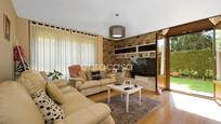 Living room of House or chalet for sale in Camargo  with Terrace