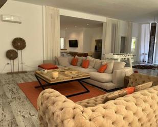 Living room of House or chalet to rent in Estepona  with Air Conditioner, Terrace and Swimming Pool