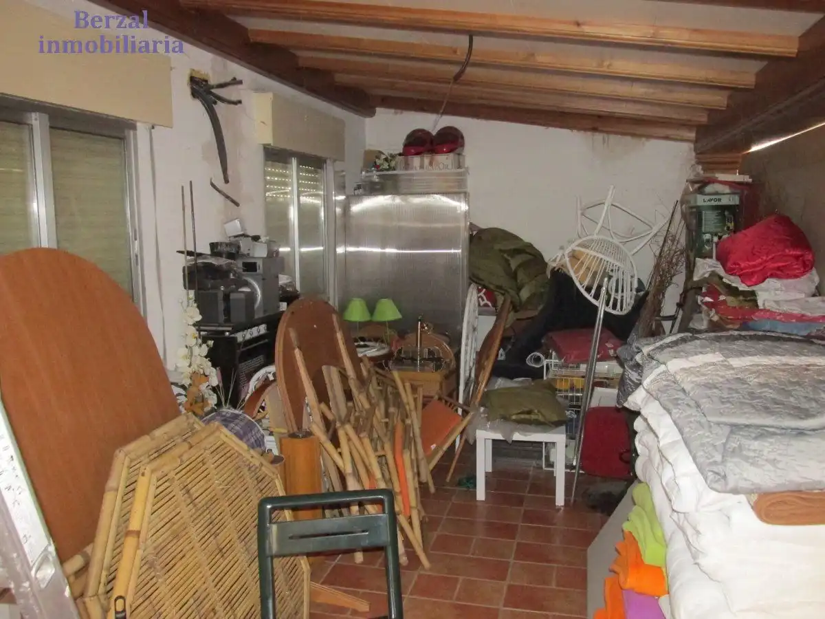Casa o xalet en venda en  Logroño amb Calefacció, Jardí privat i Terrassa
