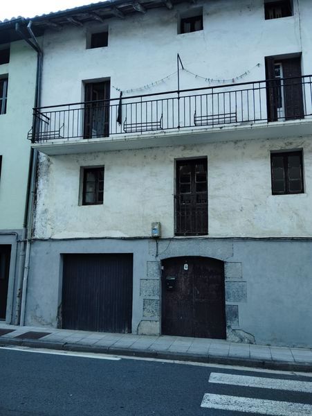 Vista exterior de Piso en venta en Lizartza con Balcón