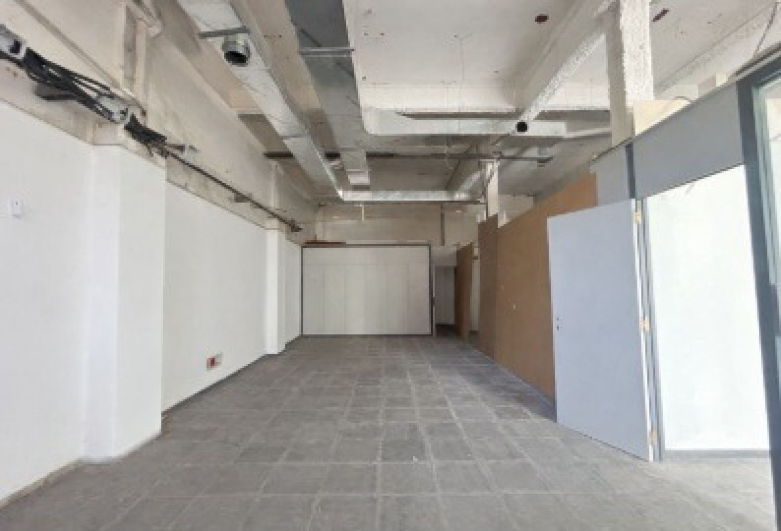 Local en venta en Sant Boi de Llobregat