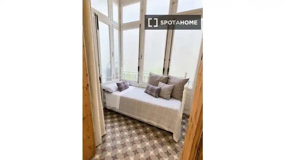 Appartamento con terrazza in affitto a Eixample, imagen 9