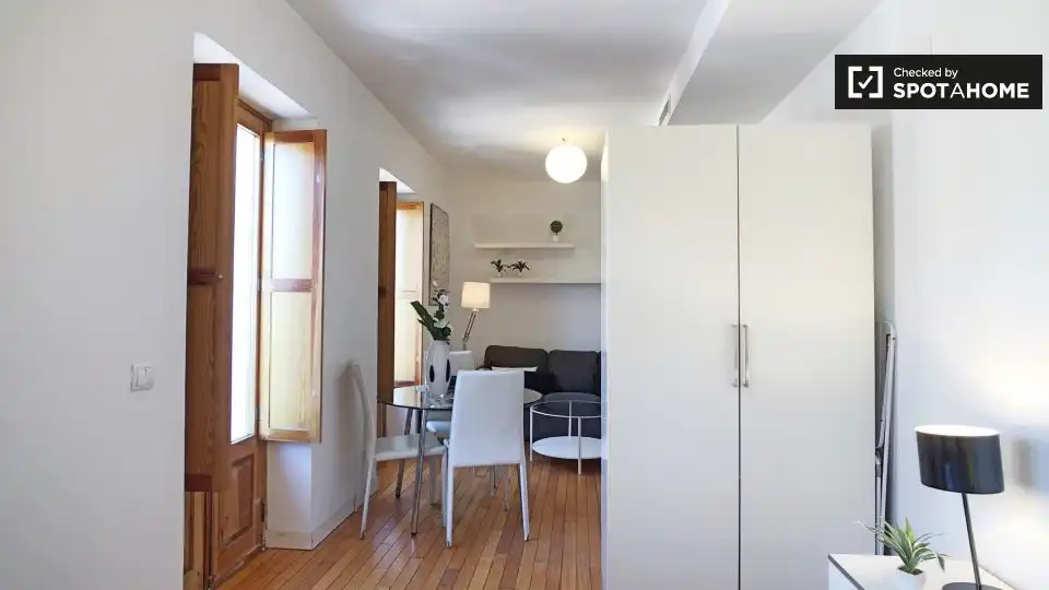 Flat with terrace to rent in Latina, imagen 6