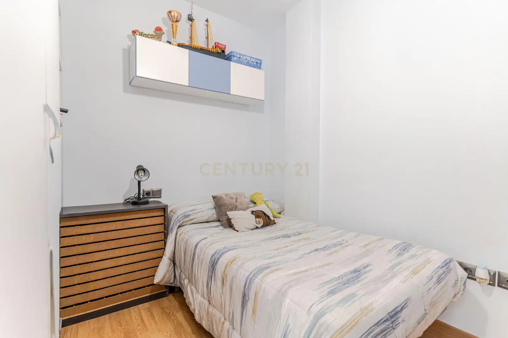 Bedroom of Flat for sale in Atarfe  with Storage room and Balcony