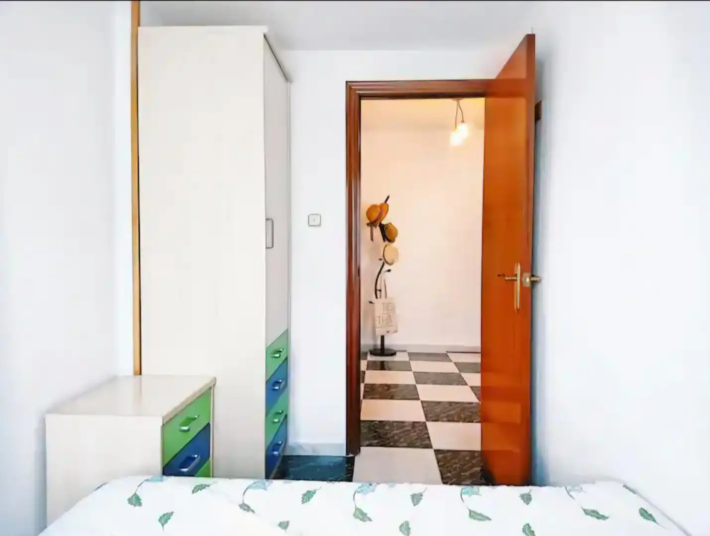 Flat for rent in Alicante / Alacant  with Air Conditioner, Terrace and Balcony