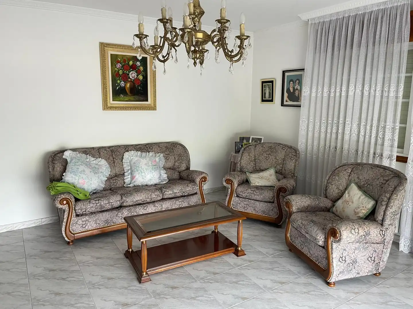 Sala de estar de Casa o chalet en venta en Meis con Calefacción, Parquet y Terraza
