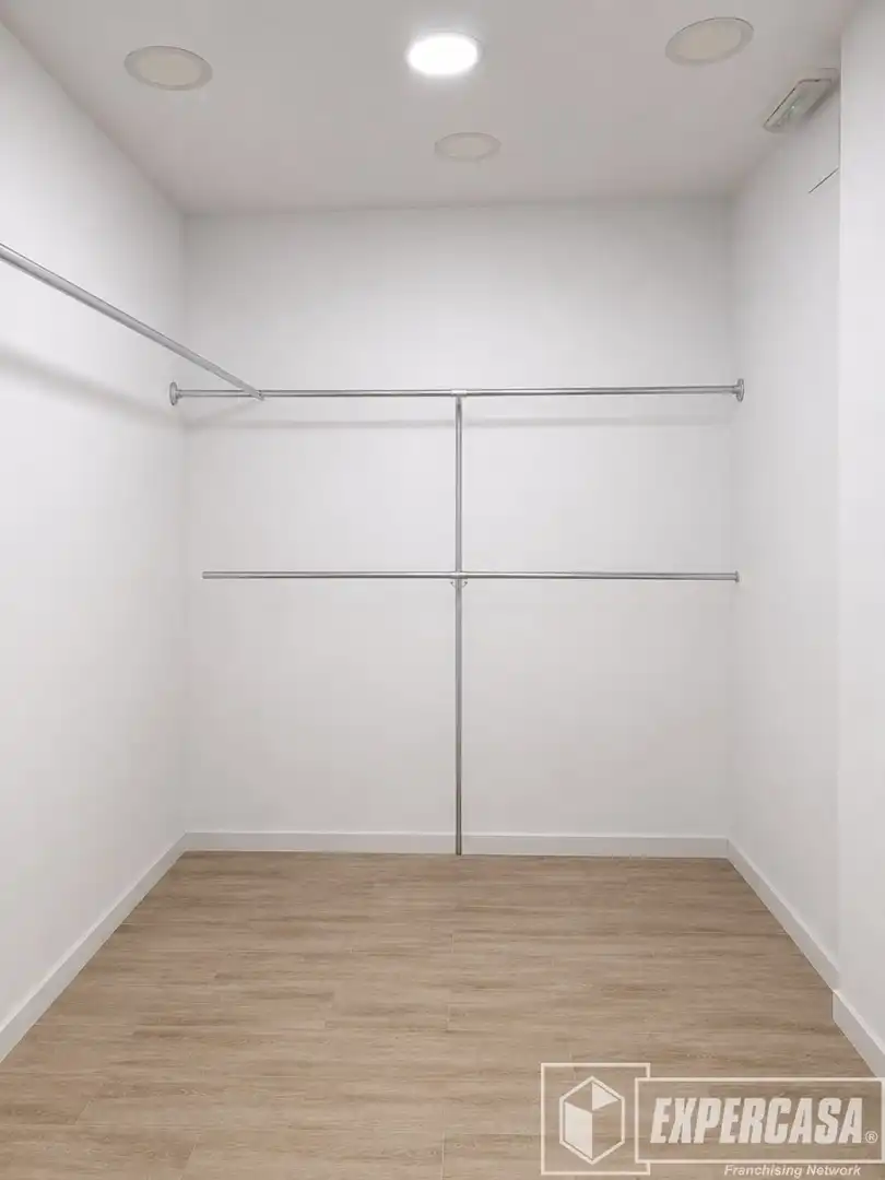 Schlafzimmer von Geschaftsraum zur Miete in Valencia