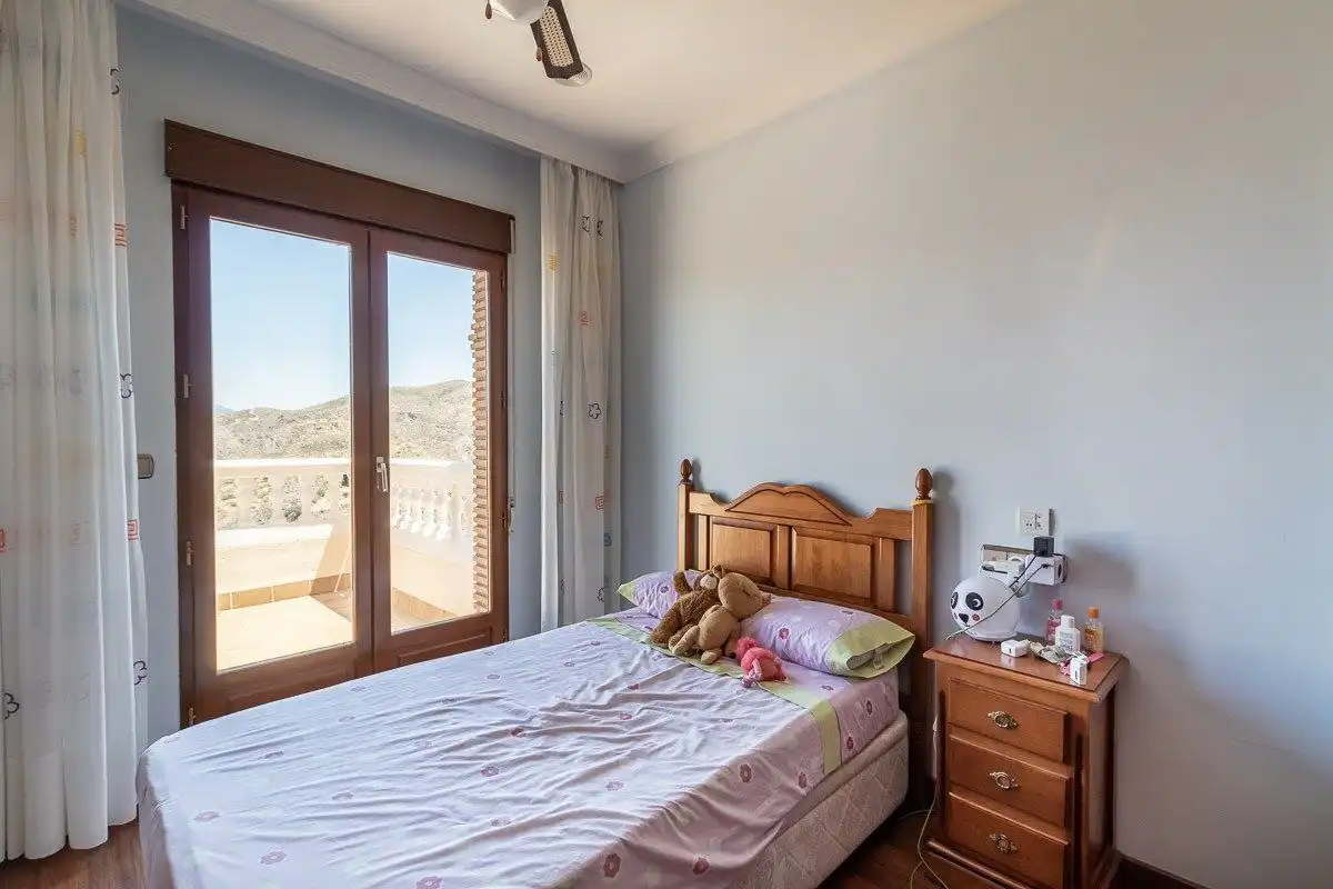 Maison avec terrasse à vendre à Barrio de la Vega, imagen 19