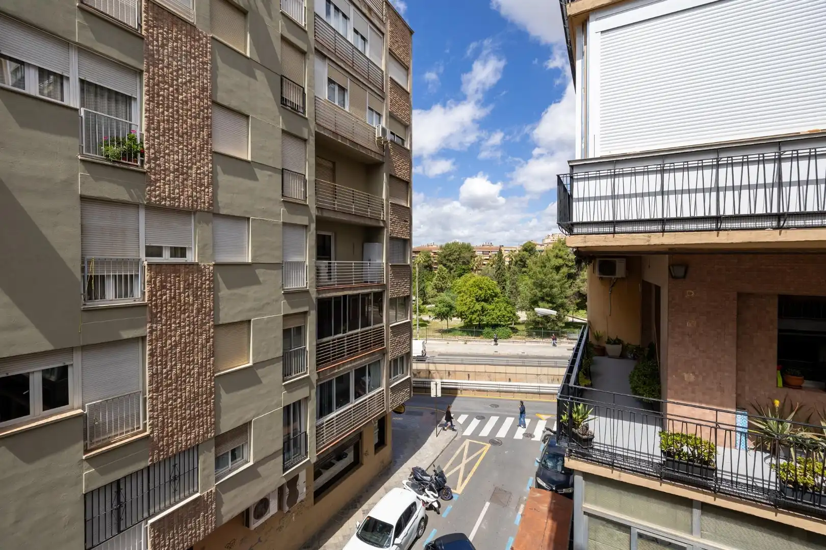 Vista exterior de Pis en venda en Granada amb Aire condicionat, Calefacció i Terrassa
