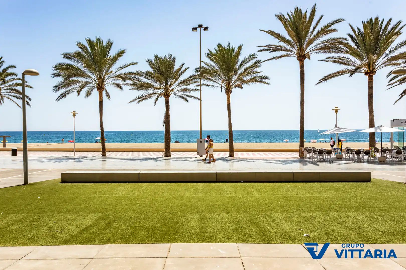Vista exterior de Piso en venta en Almería con Aire acondicionado, Terraza y Trastero