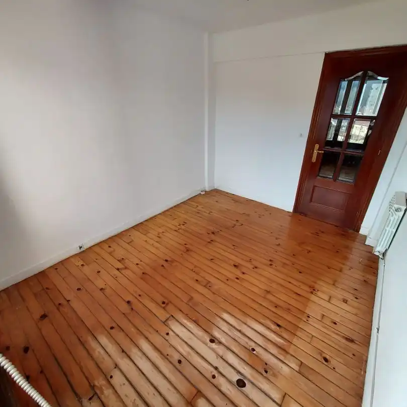 Habitación de Piso en venta en Otxandio con Calefacción y Balcón
