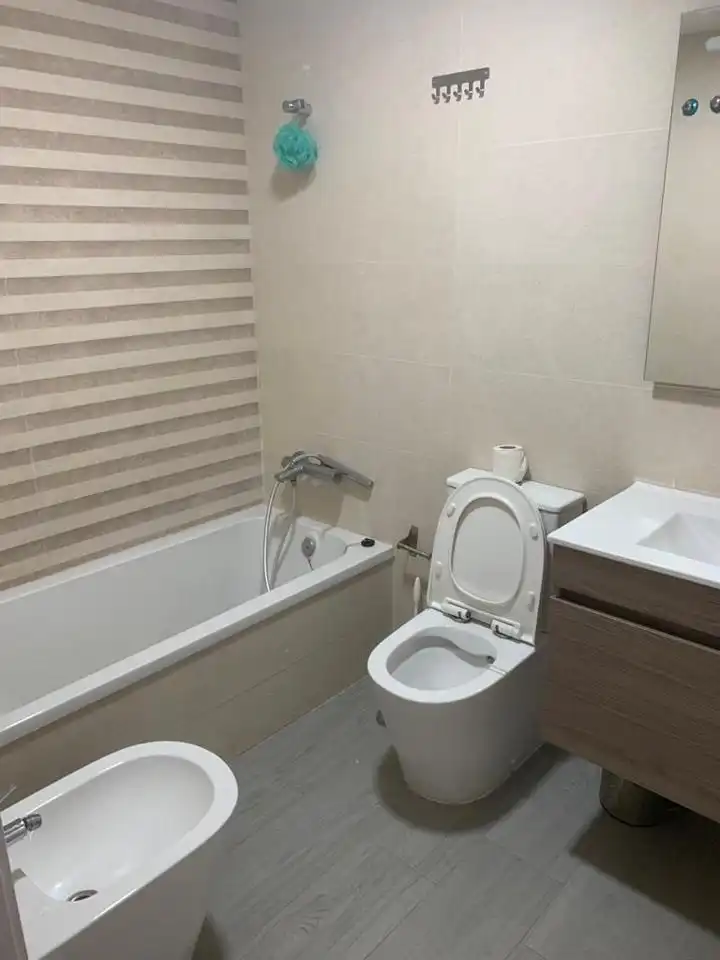 Baño de Piso en venta en Melilla con Aire acondicionado