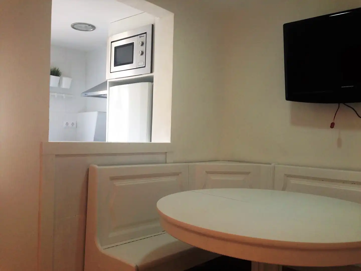 Kitchen of Attic for sale in Girona  with Heating, Oven and Microwave