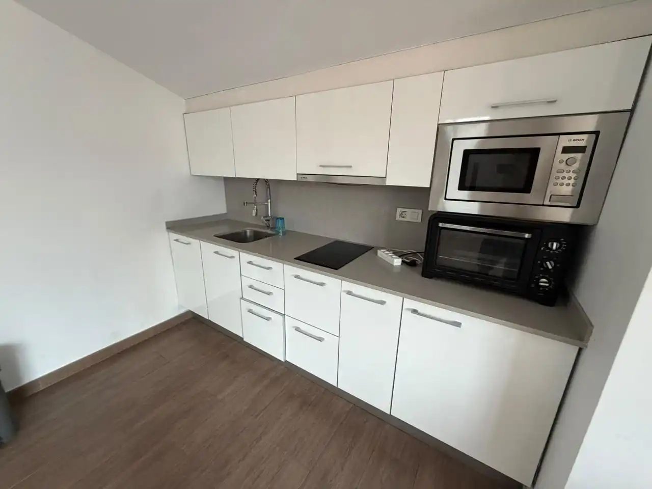 Kitchen of Attic for rent in Barcelona  with Air Conditioner, Parquet flooring and Terrace