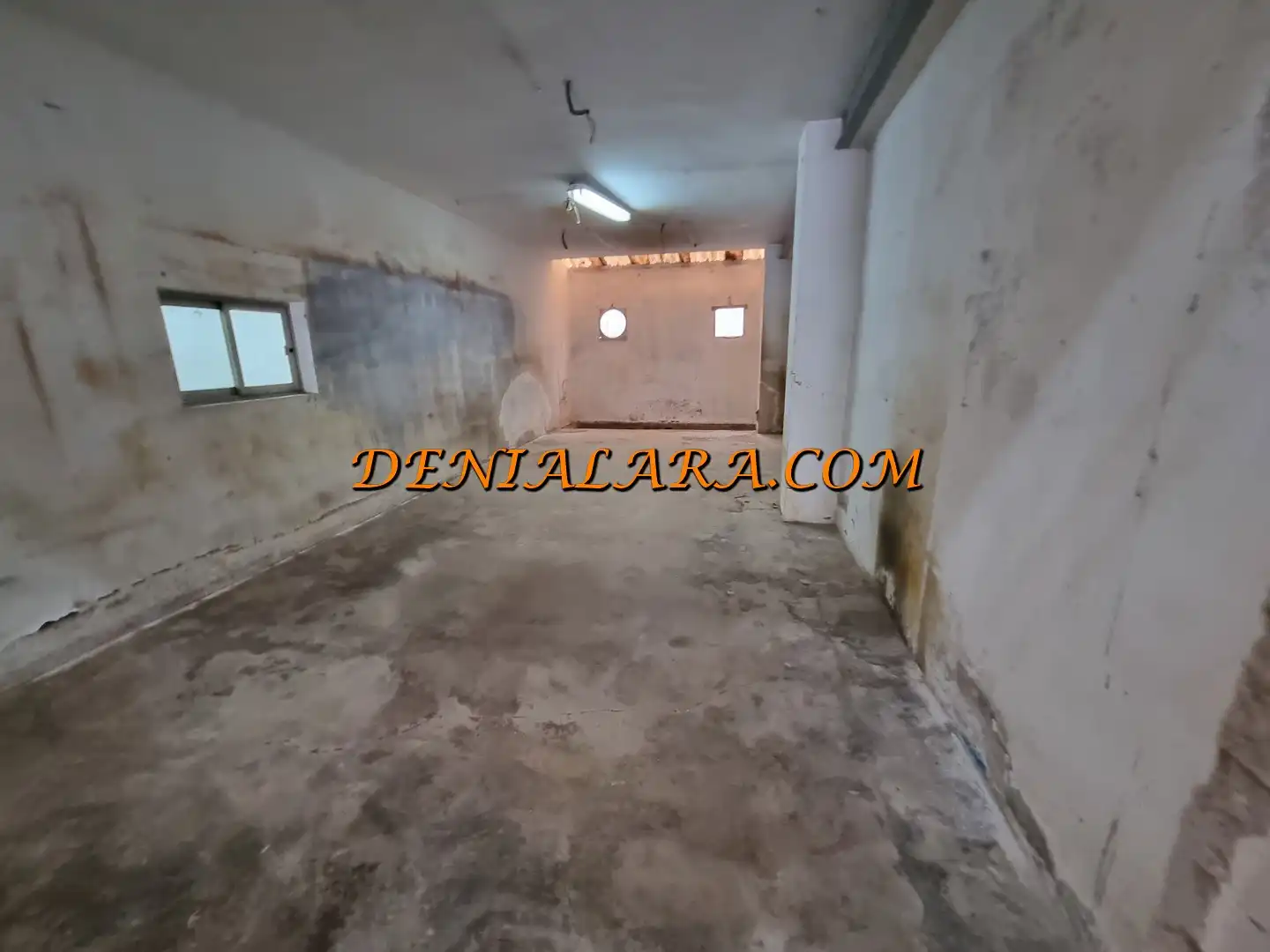 Commercial properties for rent in Pego