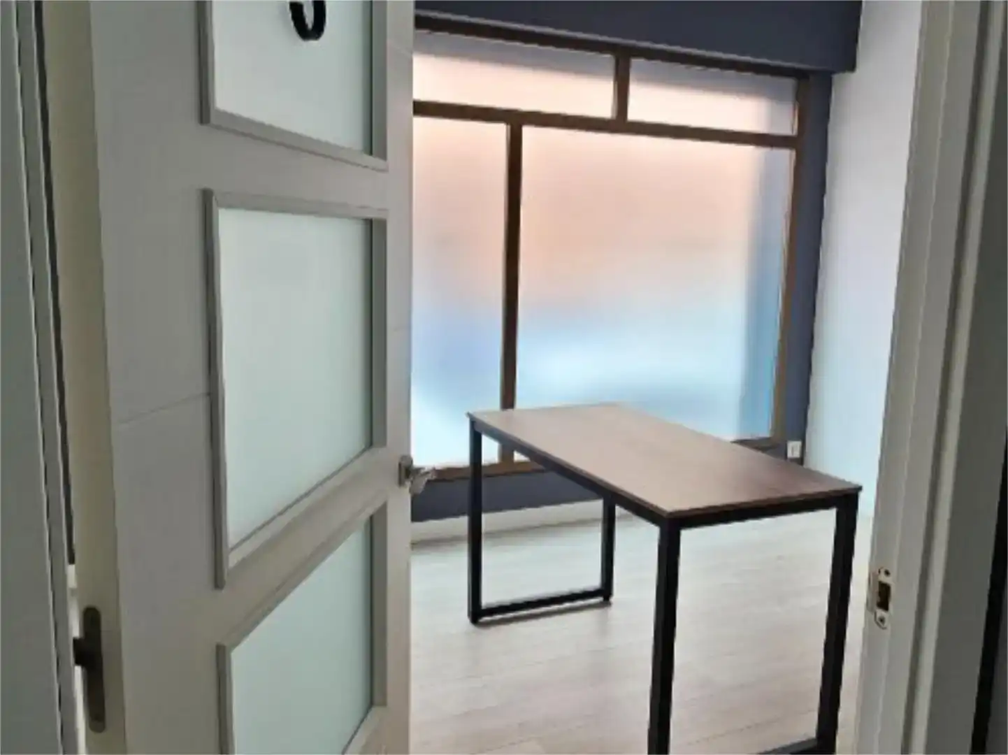 Büro zur Miete in Valverde de la Virgen