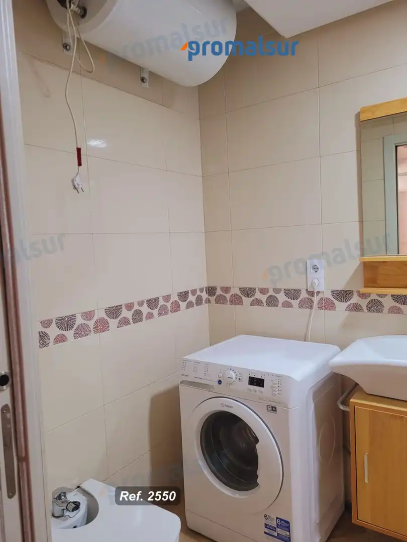 Bany de Pis en venda en Puente Genil amb Aire condicionat