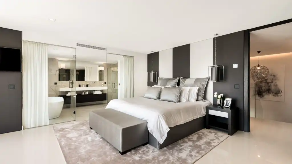Chalet con piscina en venta en Nueva Andalucía, imagen 5