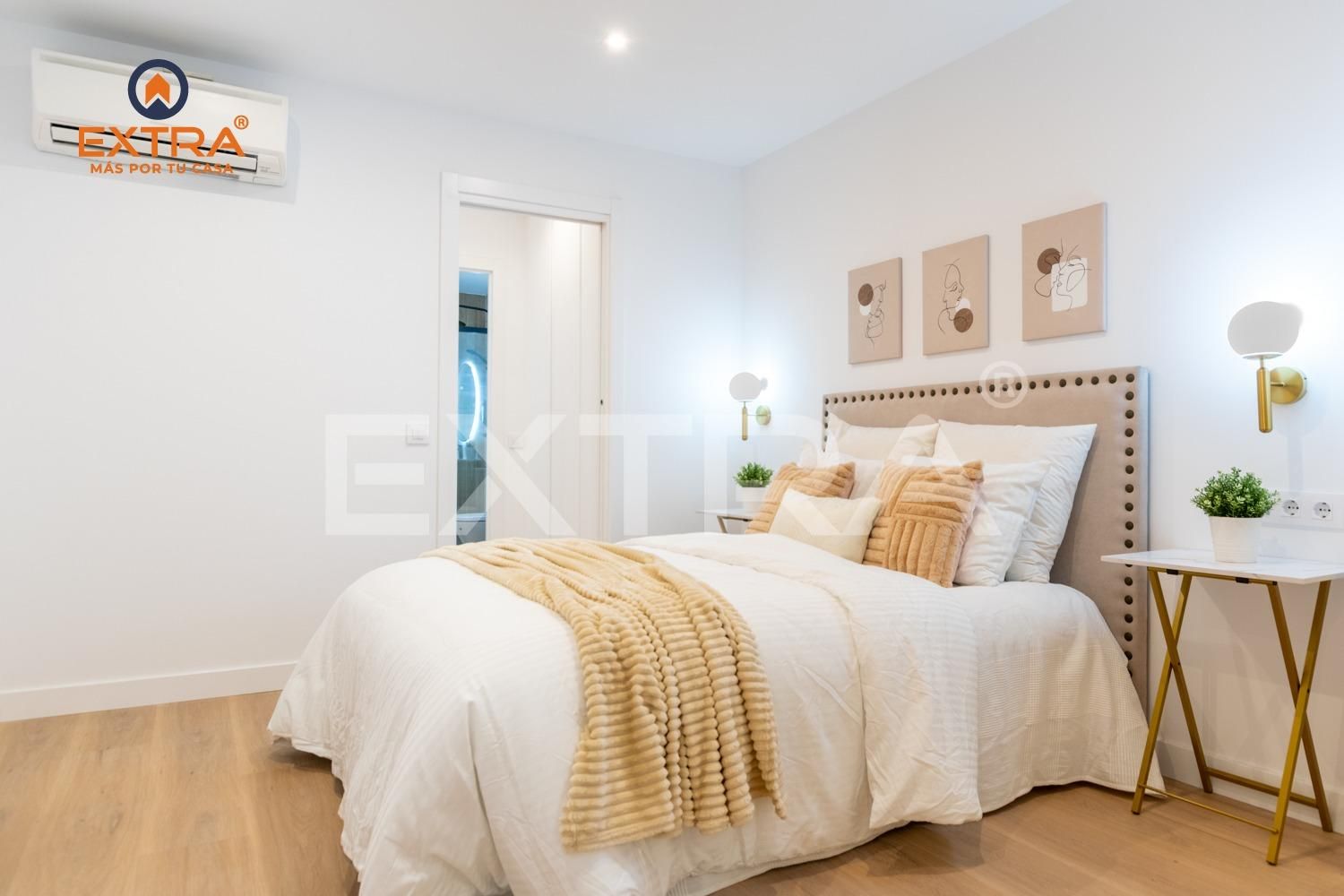 Bedroom of Flat for sale in  Madrid Capital  with Air Conditioner and Heating