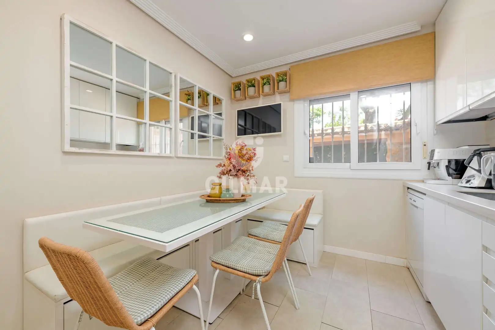 Dining room of Houses for sale in Montequinto  with Heating, Private garden and Swimming Pool