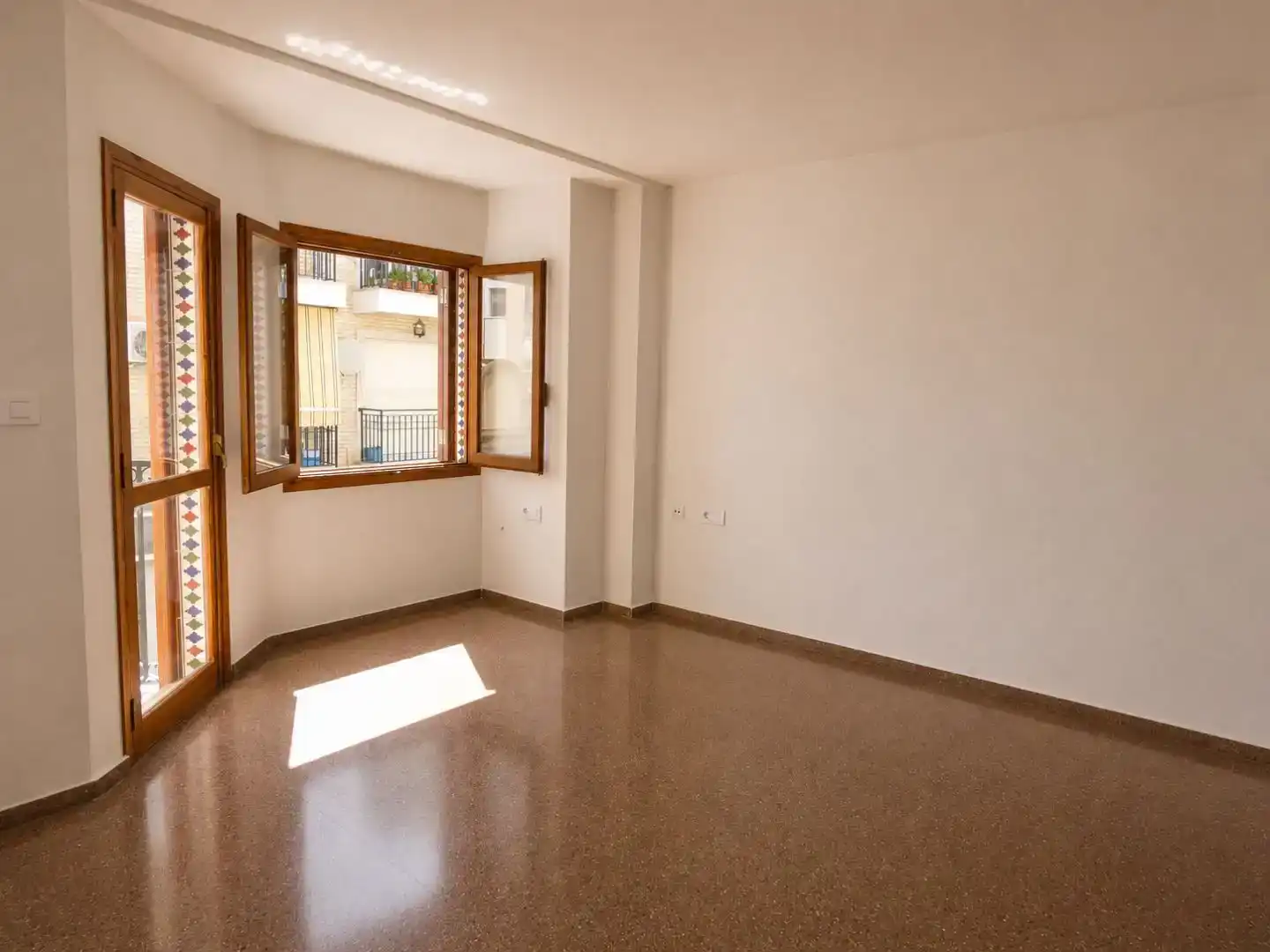 Schlafzimmer von Wohnung zum Verkauf in L'Eliana mit Balkon
