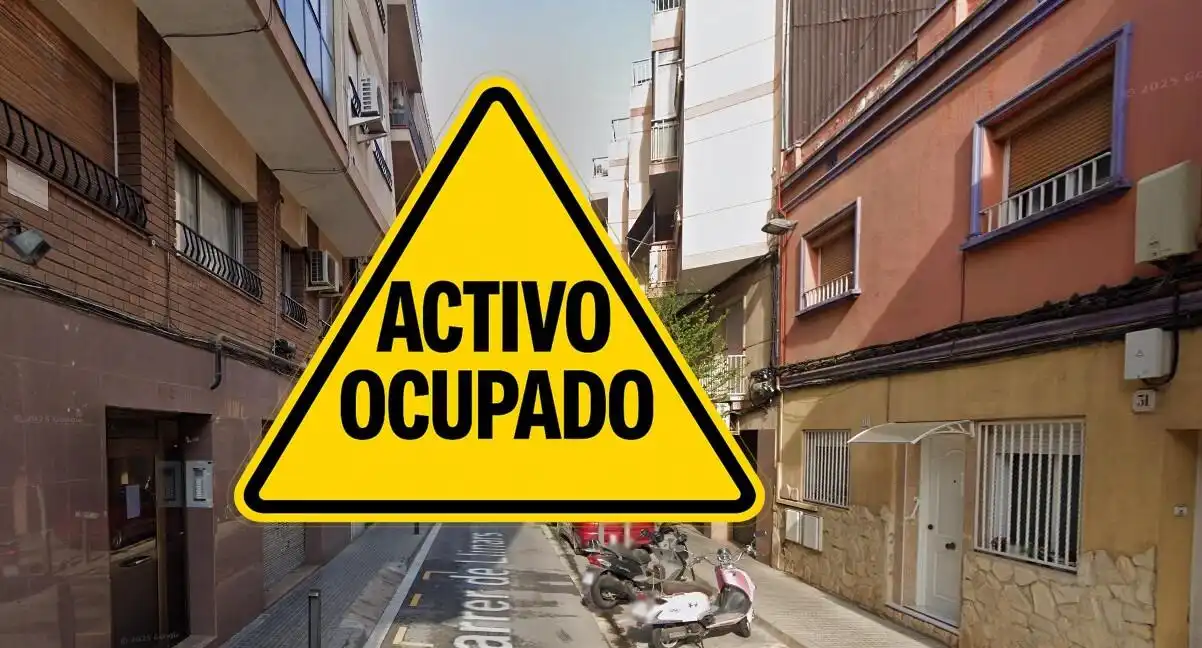 Piso con ascensor en venta en La Gavarra