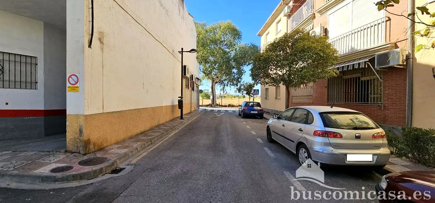 Exterior view of Storage room for sale in Armilla
