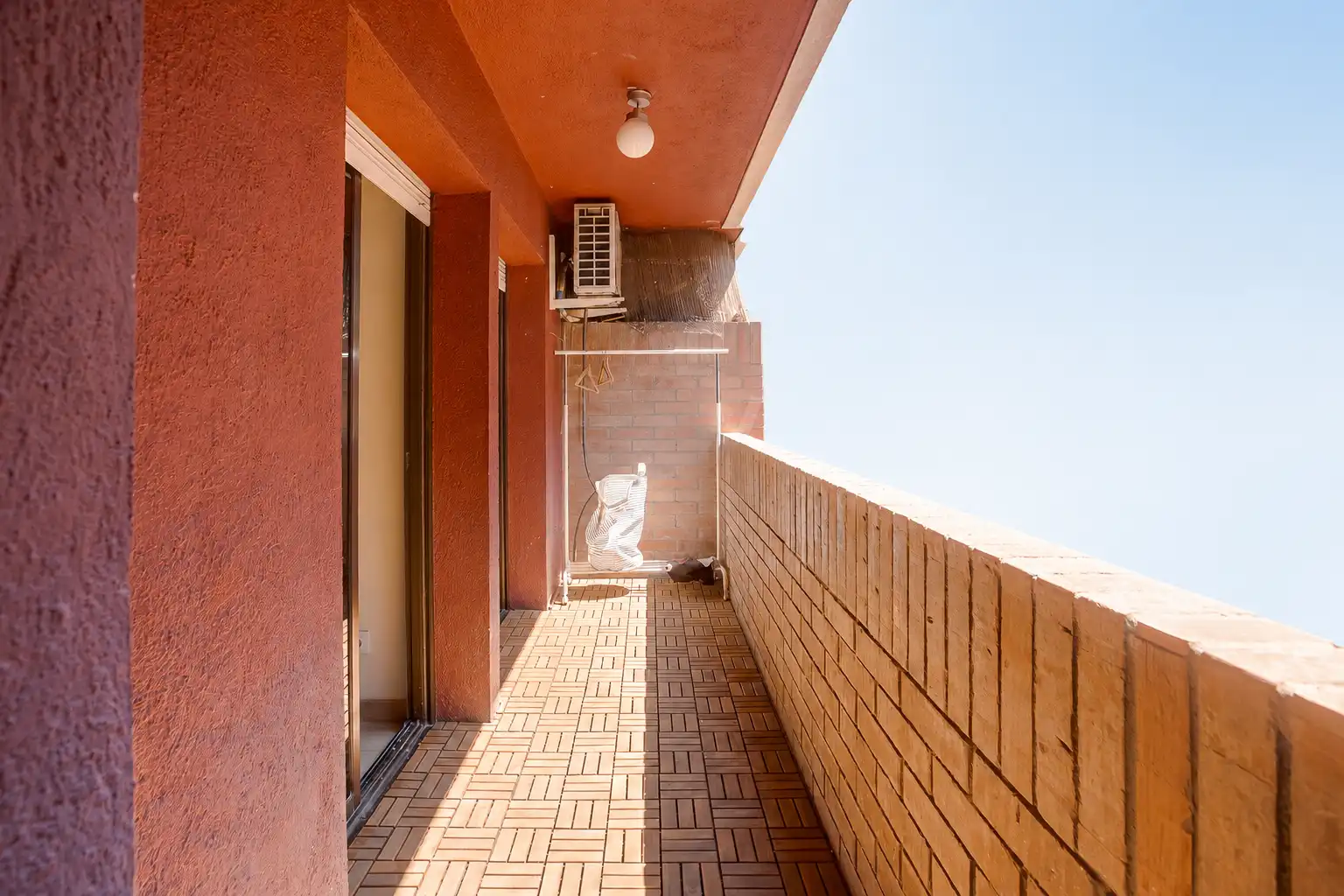 Terraza de Piso en venta en Barcelona con Calefacción y Balcón