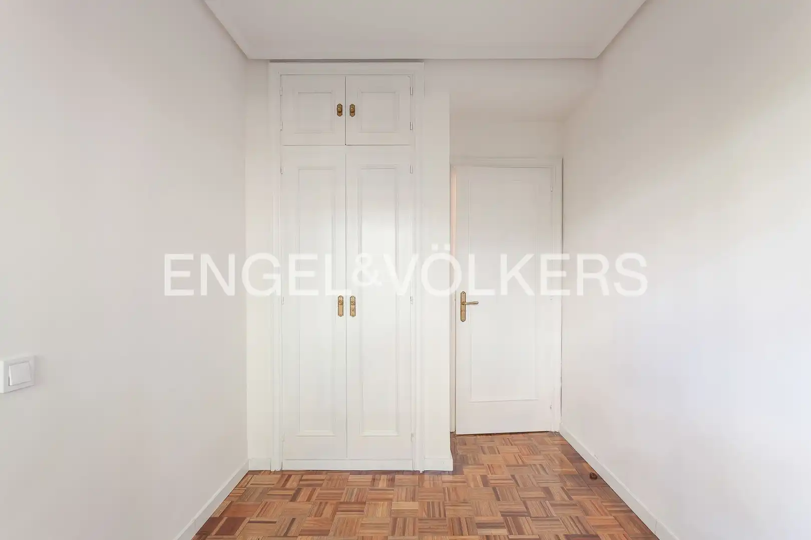 Apartamento de alquiler en Madrid con Calefacción, Parquet y Terraza