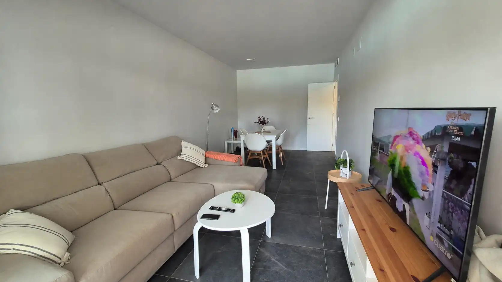 Living room of Ground floor for rent in Marbella  with Air Conditioner, Terrace and Storage room