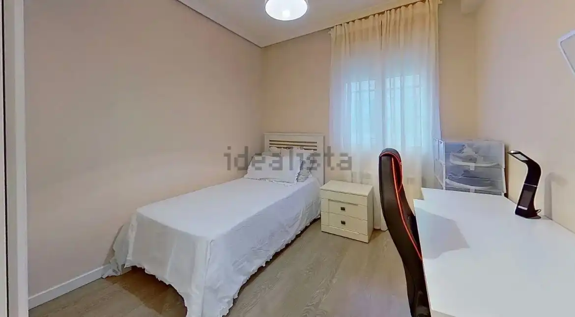 Habitación de Piso en venta en Valladolid con Calefacción, Amueblado y Horno